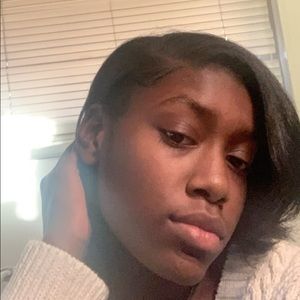 Meet your Posher, Kierra